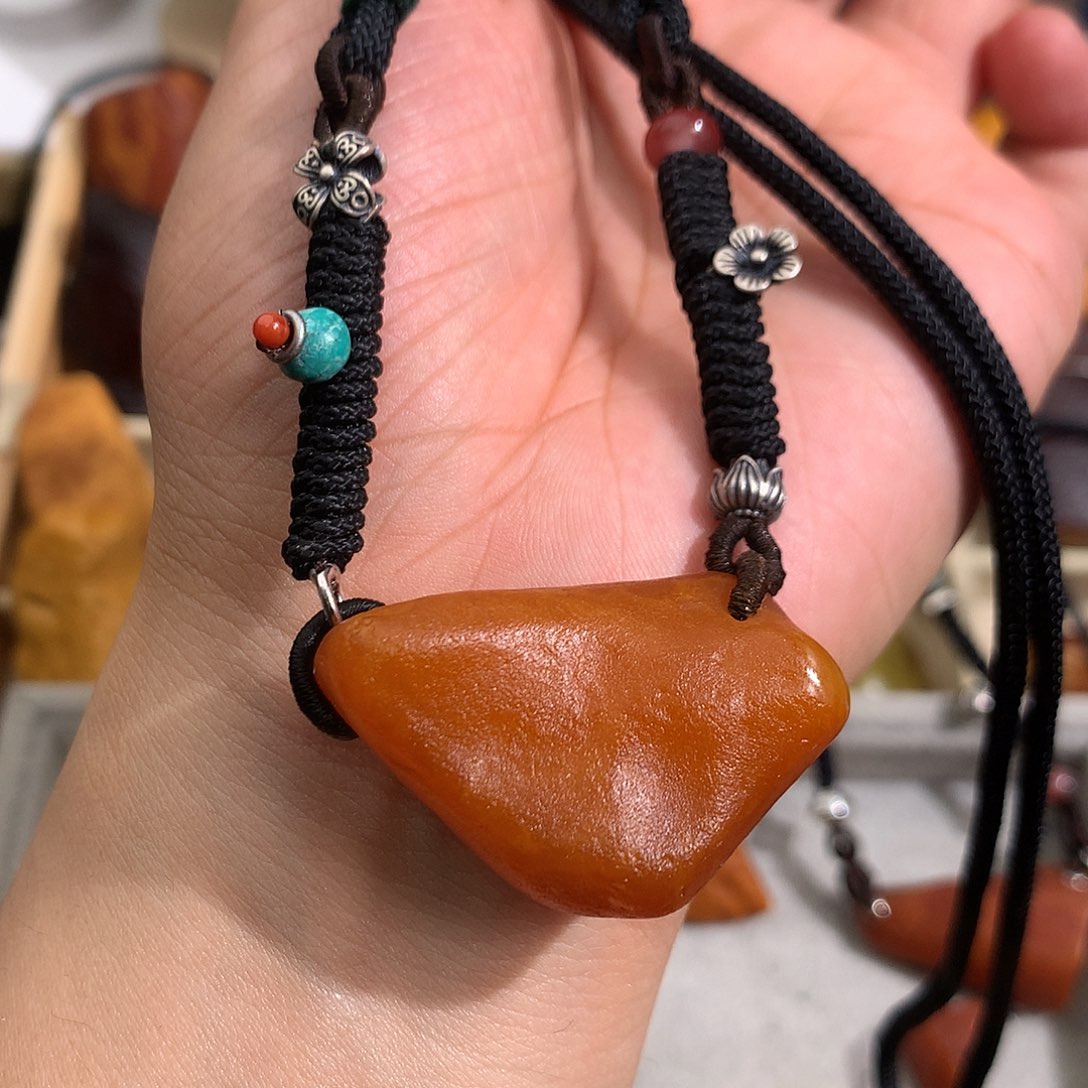 蜜蜡裸石未镶嵌你