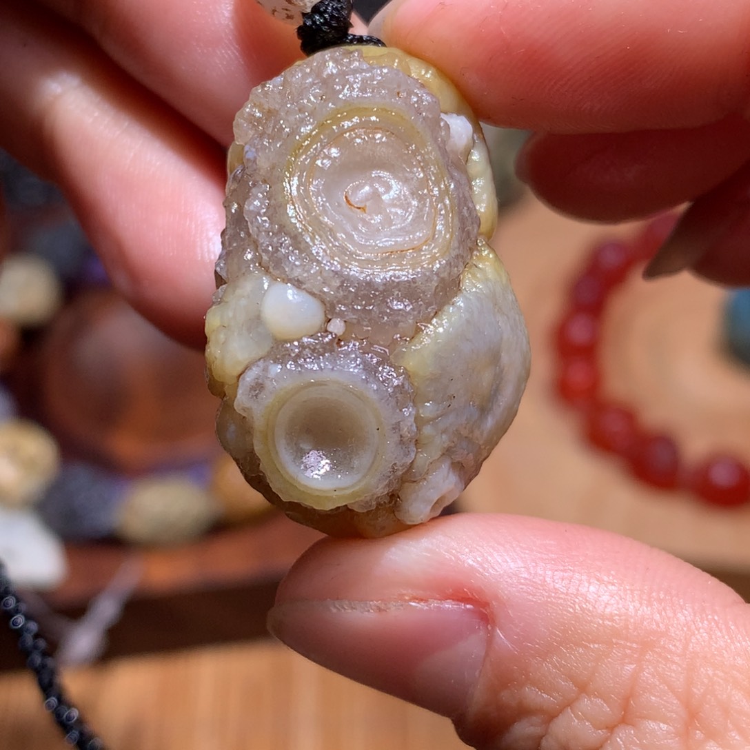 未镶嵌玛瑙/玉髓珠宝半成品