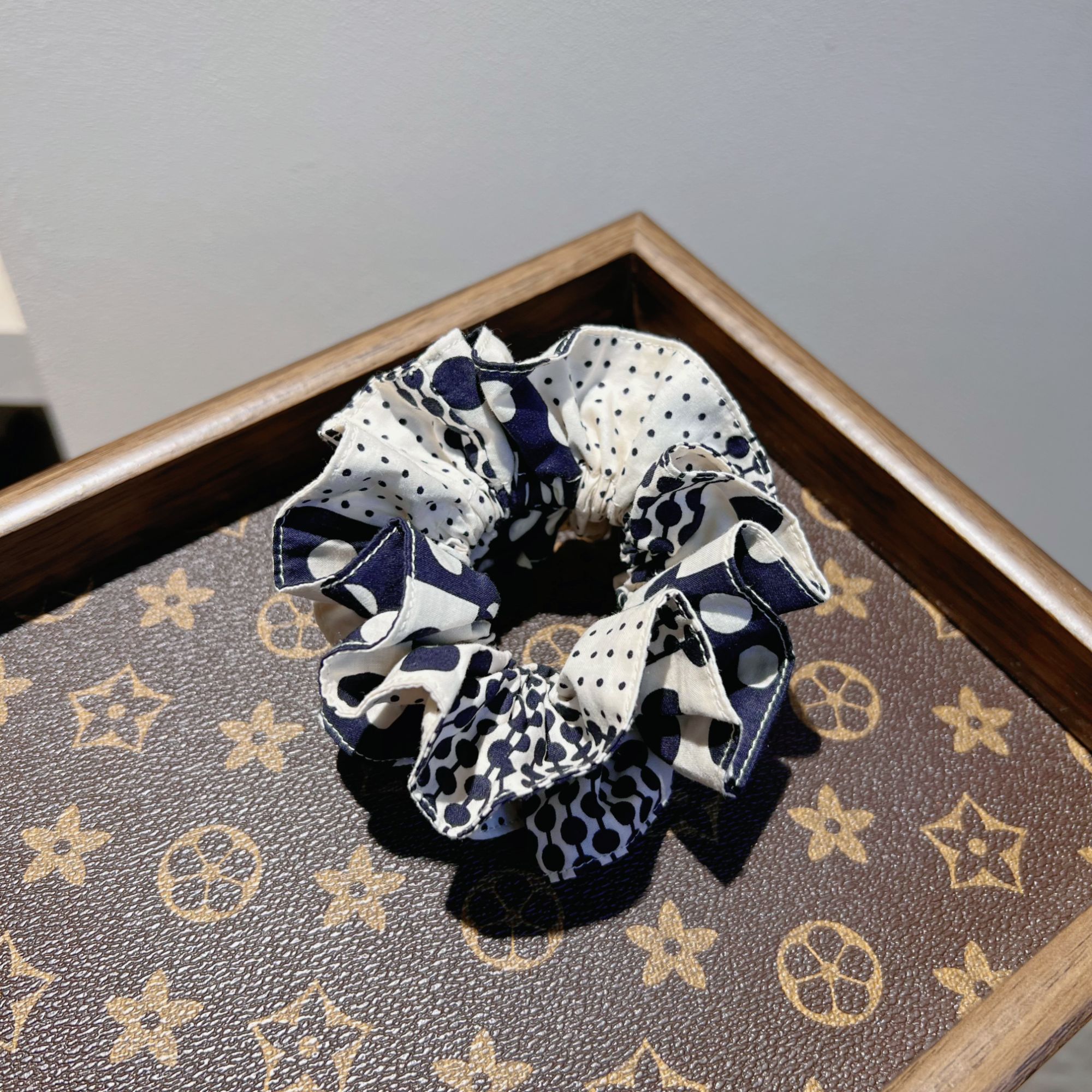 新款大肠发圈小蛮腰时尚波点风头饰皮筋洋气百搭发绳原创设计头绳