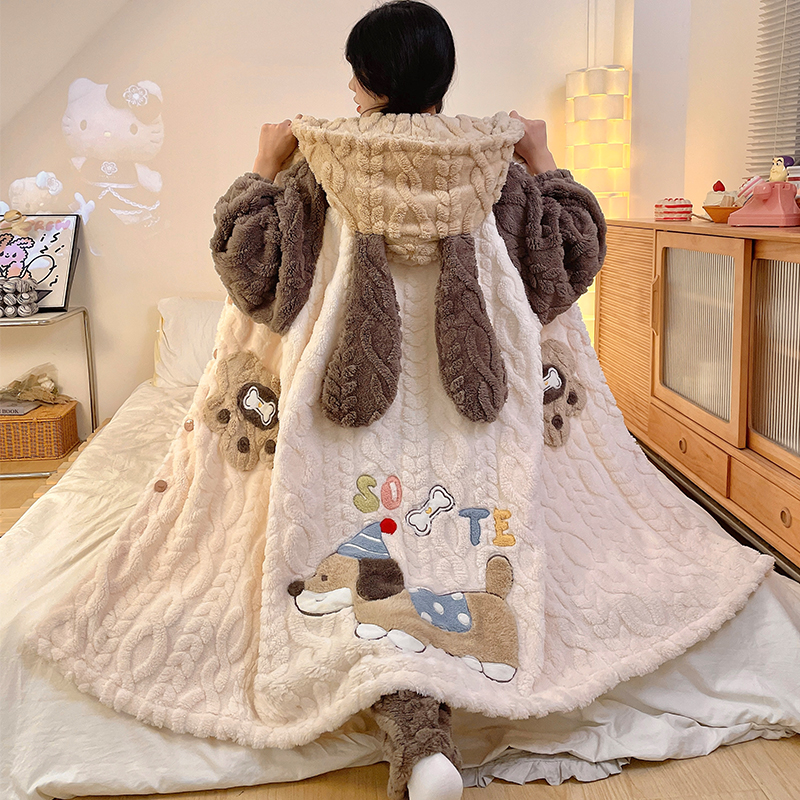 珊瑚绒新款女款加绒加厚秋冬季保暖睡袍可爱卡通可外穿家居服套装