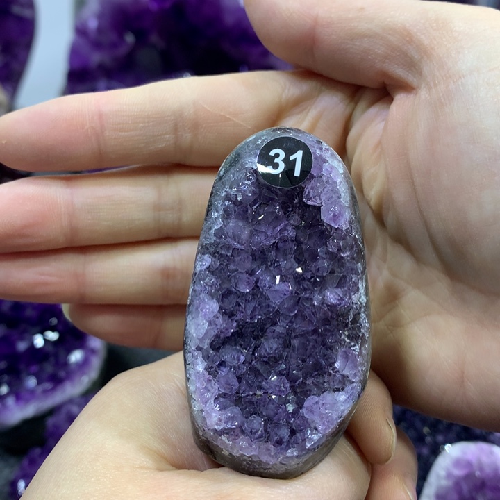 紫晶大型摆件（非配饰）未镶嵌