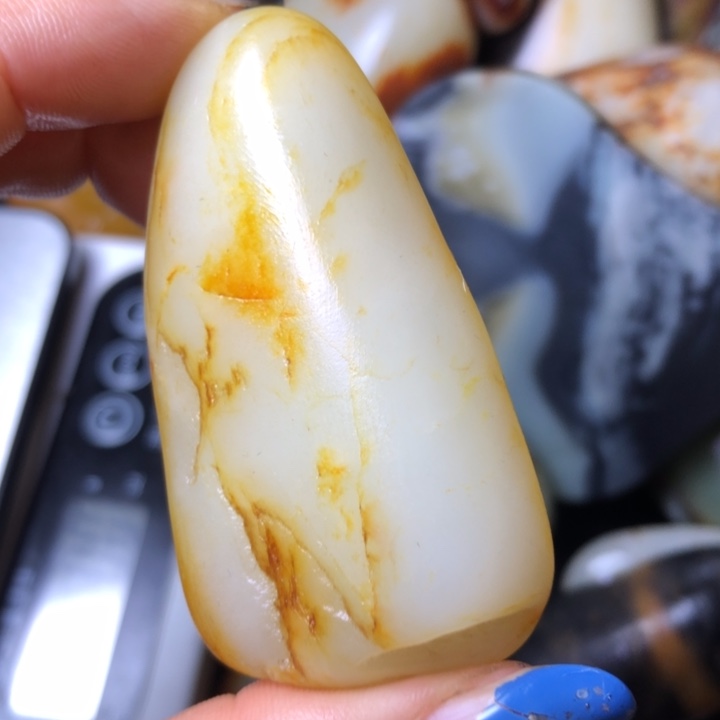 和田玉未镶嵌珠宝奇石