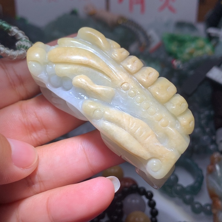 翡翠颈饰未镶嵌保真天然A货翡翠