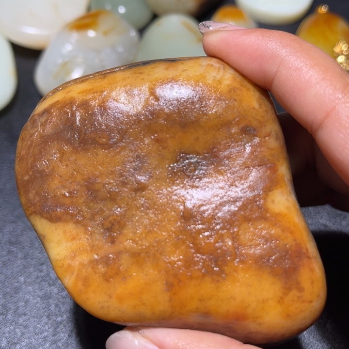 和田玉未镶嵌珠宝奇石
