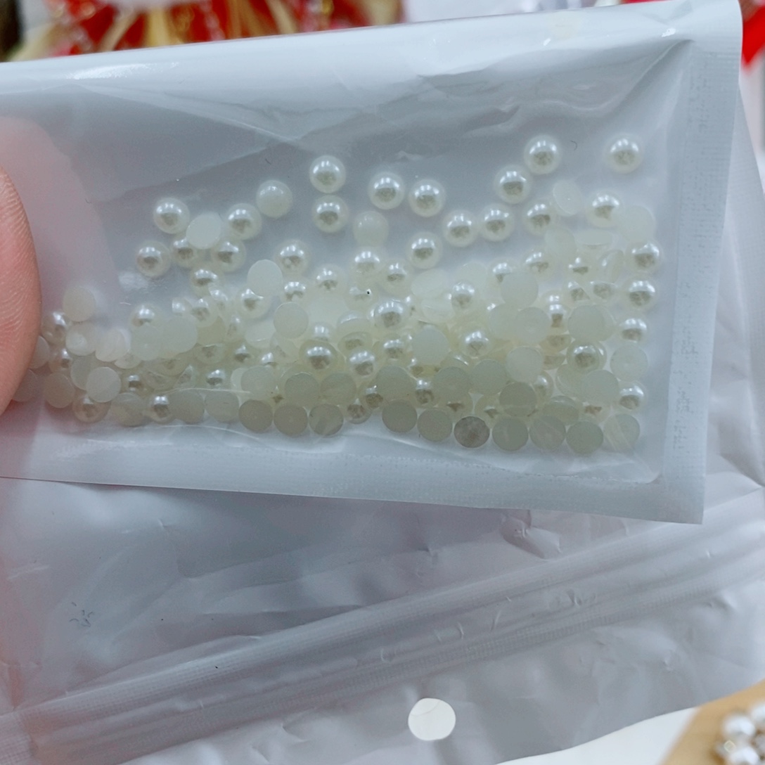 卡4的半面仿珍珠约500个