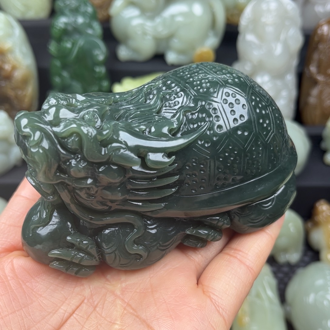 和田玉未镶嵌把件