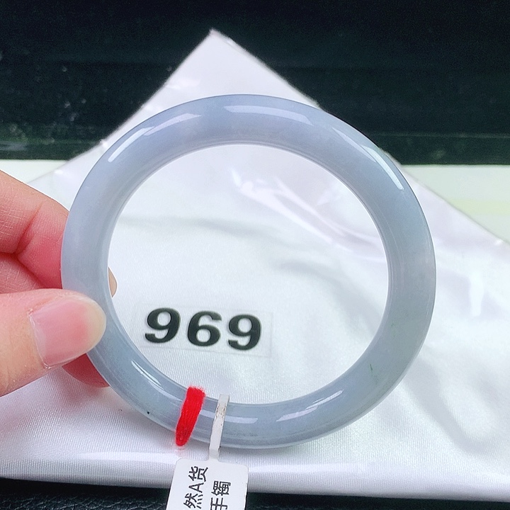 未镶嵌手镯（圆镯）翡翠969