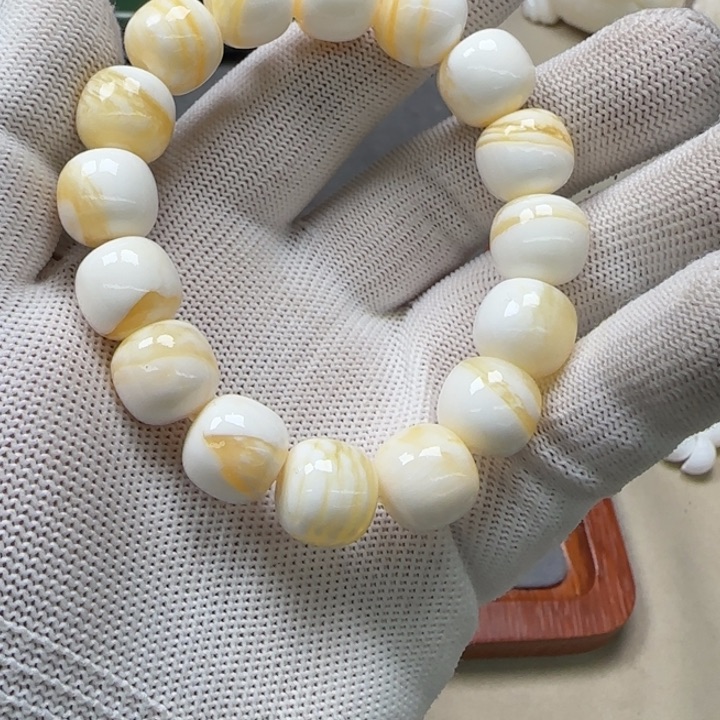 柏香籽/百香籽吊坠白色6047