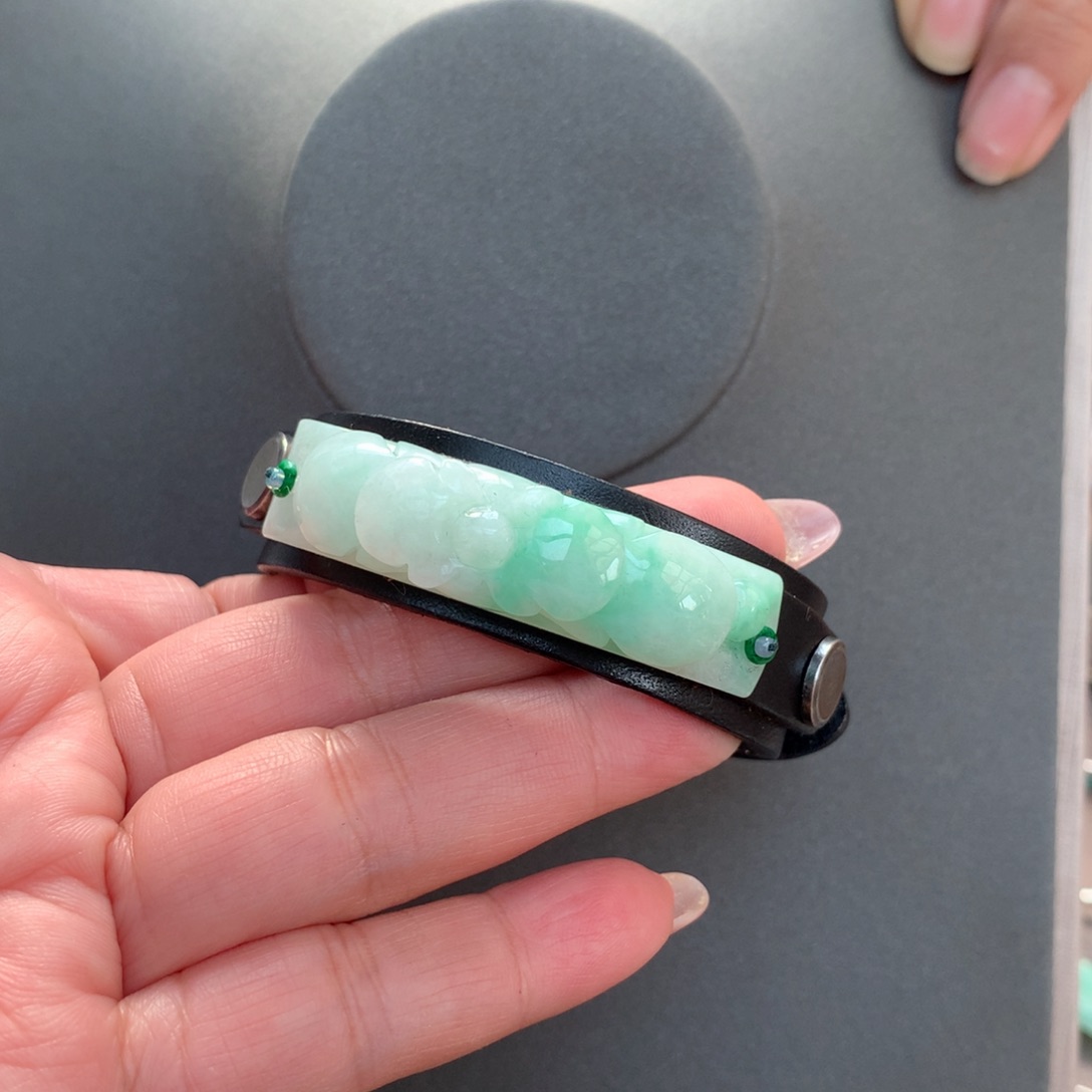 翡翠手镯未镶嵌设计款