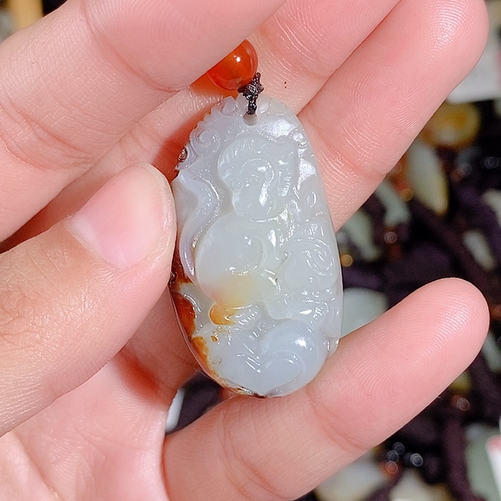 和田玉未镶嵌颈饰