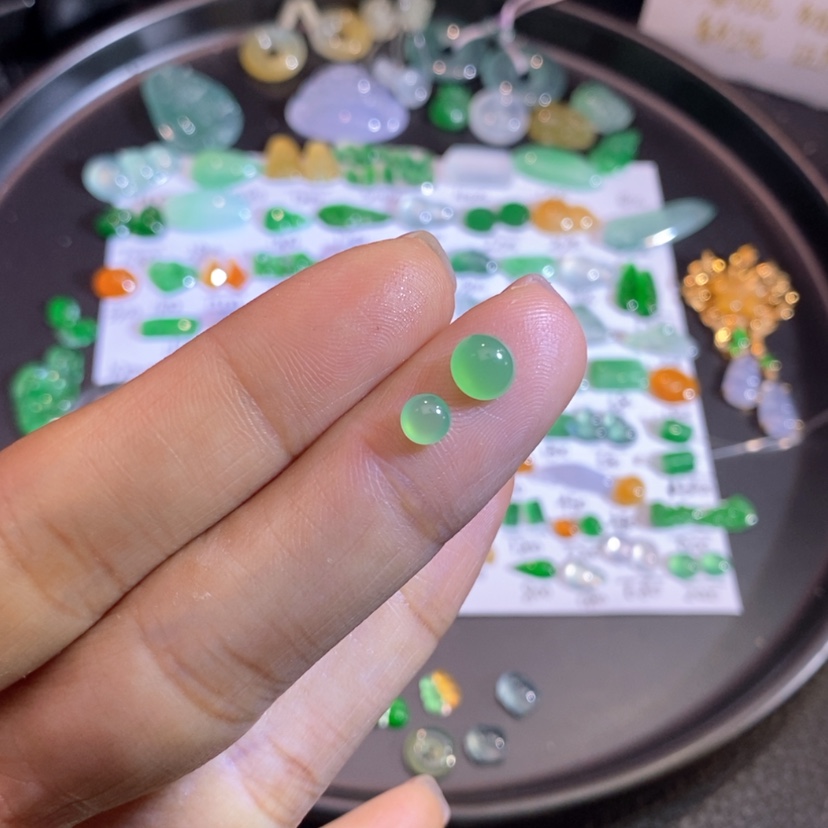 【闪购商品】翡翠未镶嵌挂件蛋