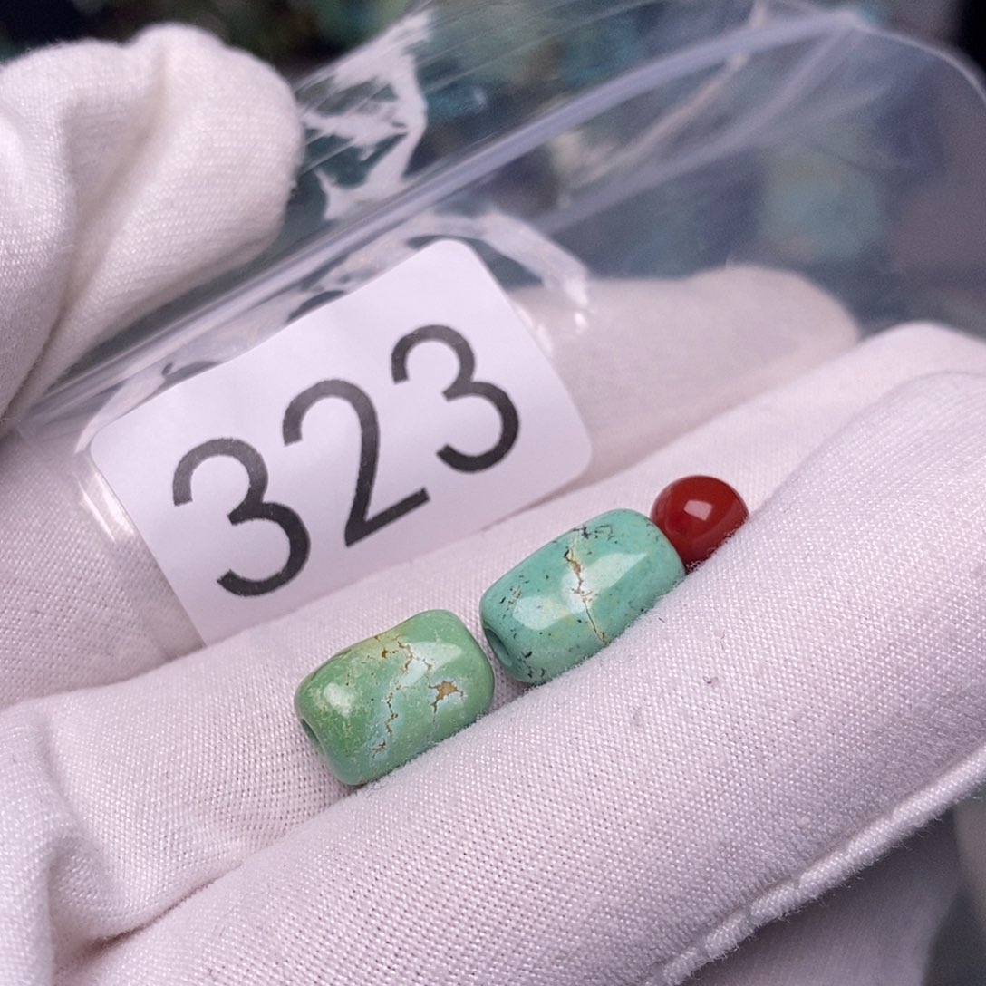 南红玛瑙未镶嵌珠宝奇石