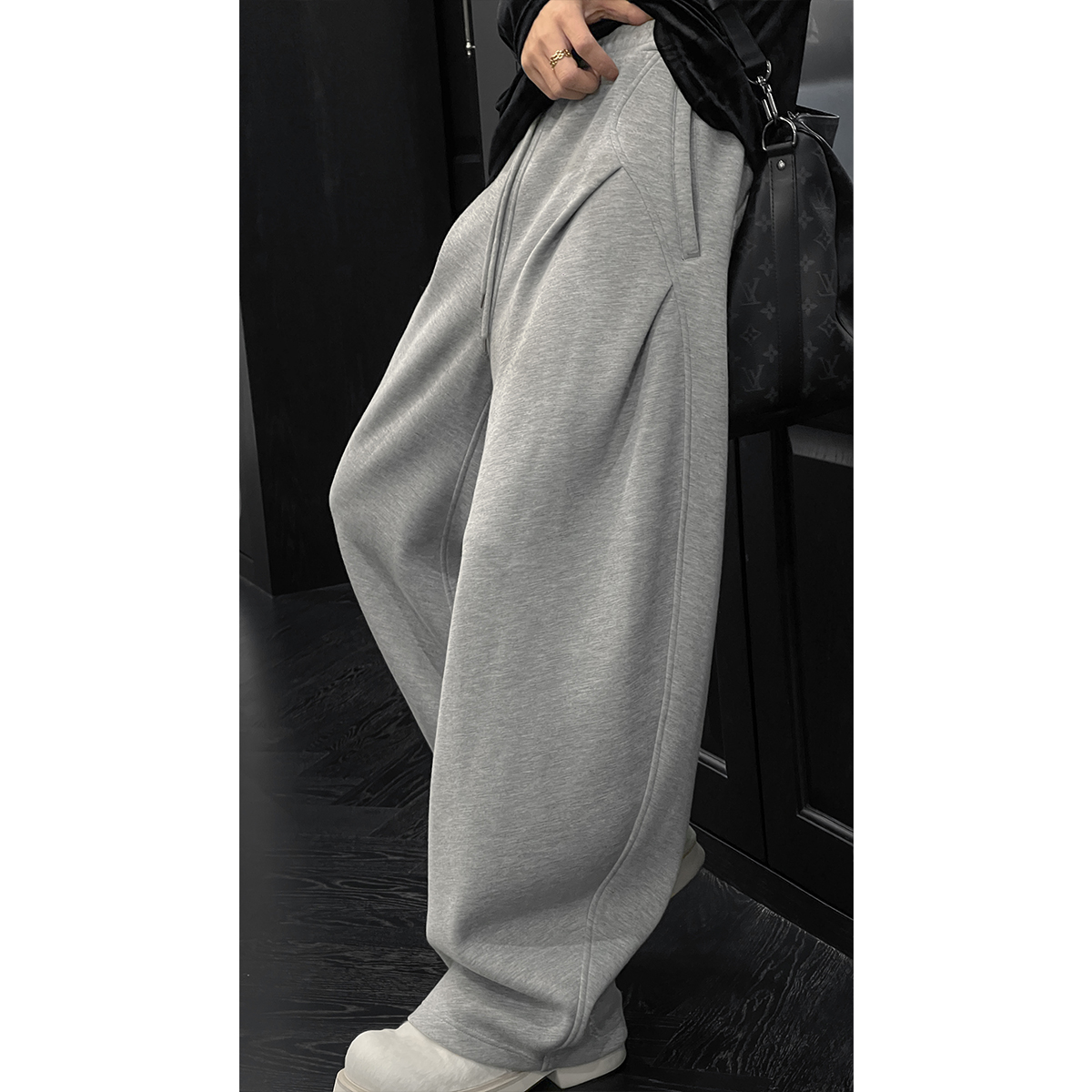 龙叨叨冬季新款原创高级感宽松百搭纯色弯刀卫裤加厚休闲长裤