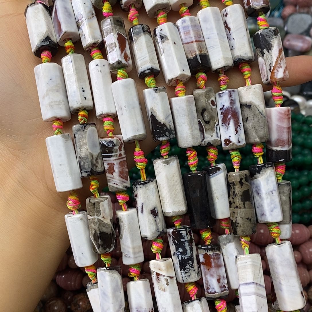 玛瑙/玉髓未镶嵌珠宝半成品玛瑙一条