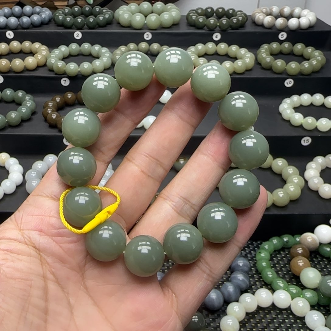 和田玉手链未镶嵌且末蓝16