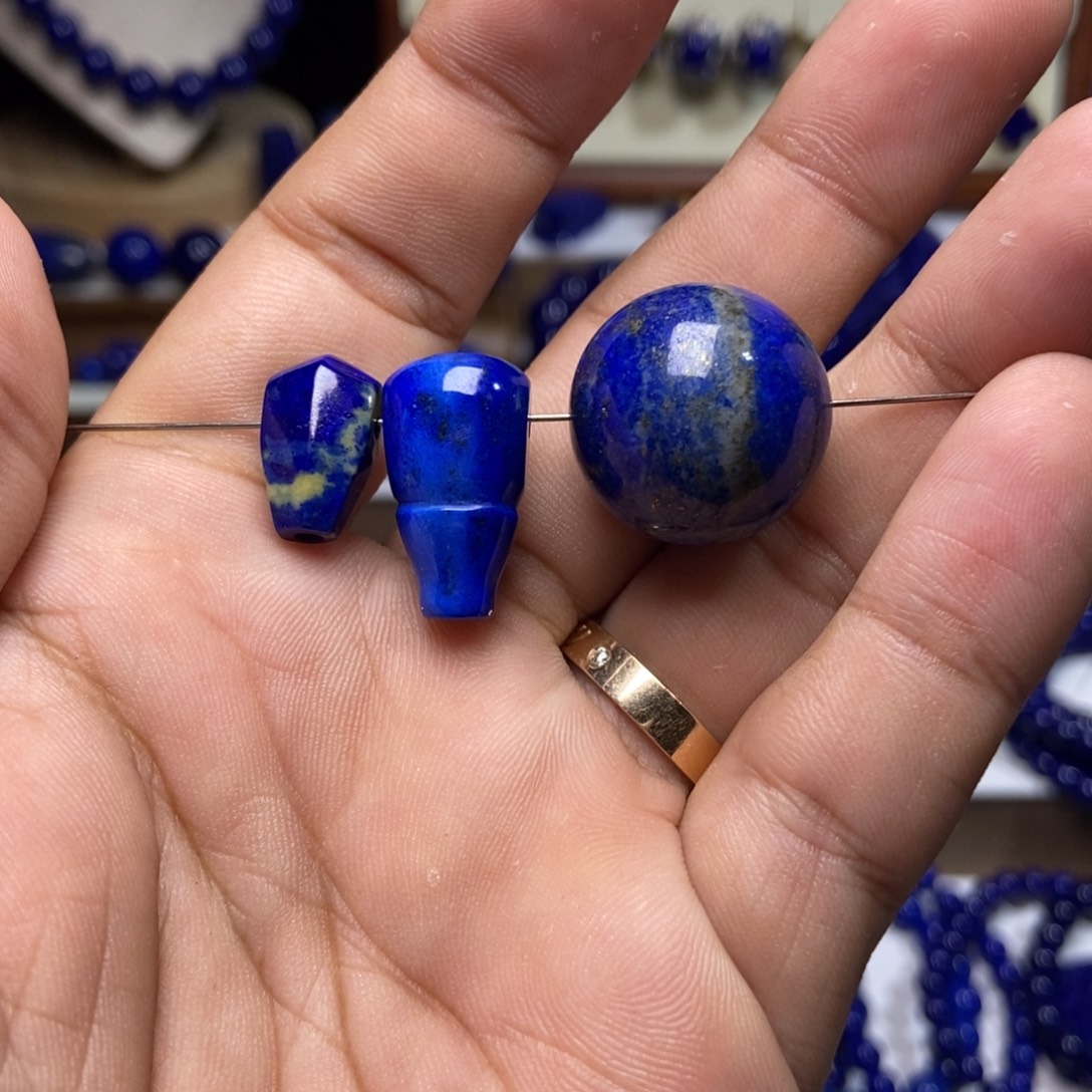 波***调青金石未镶嵌老矿奶嘴三通.老矿鲨鱼背三通.单珠20.6