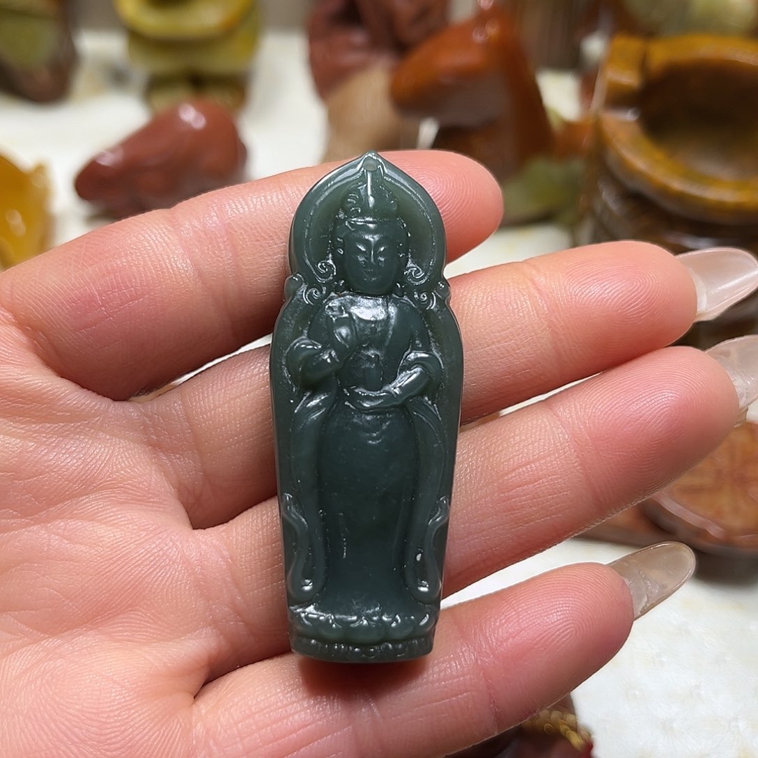 白玉菩提吊坠白玉菩提吊坠