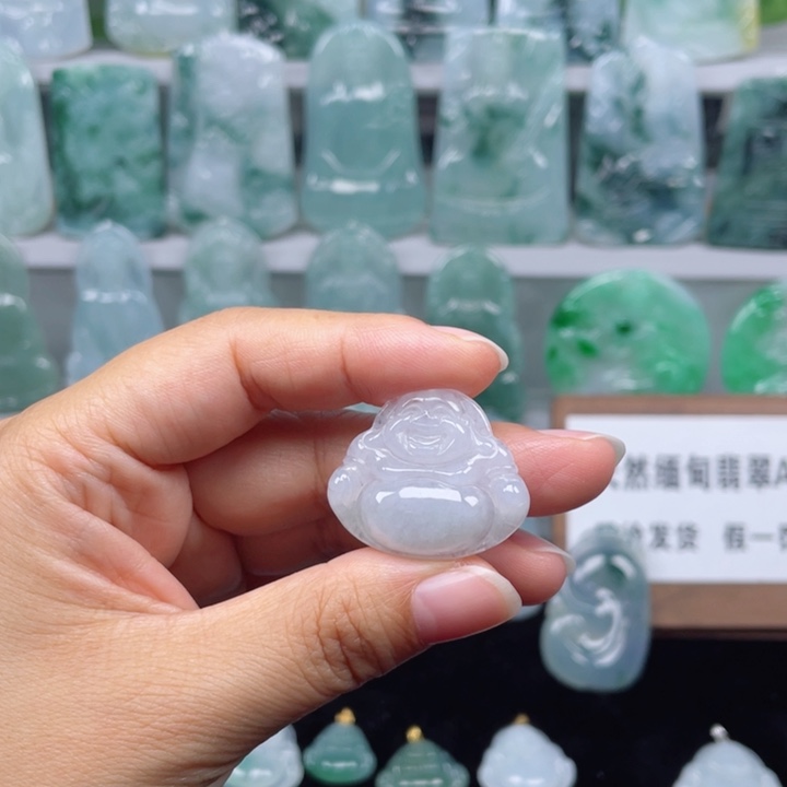 颈饰未镶嵌翡翠佛公