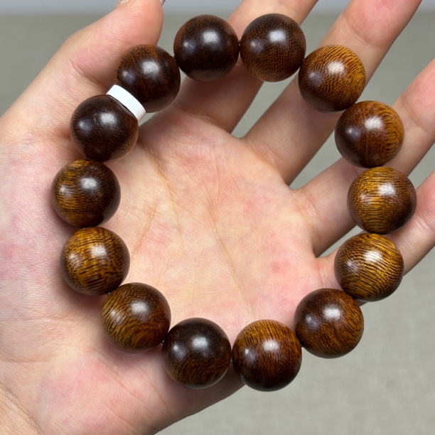 沉香富森红土1.6沉水老料