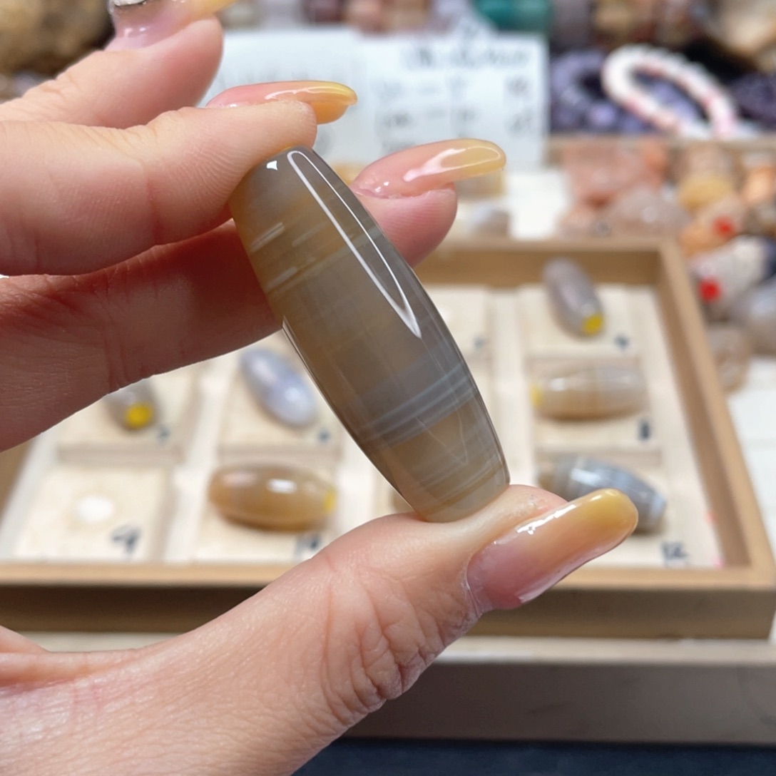 未镶嵌手链硅化玉J****u186