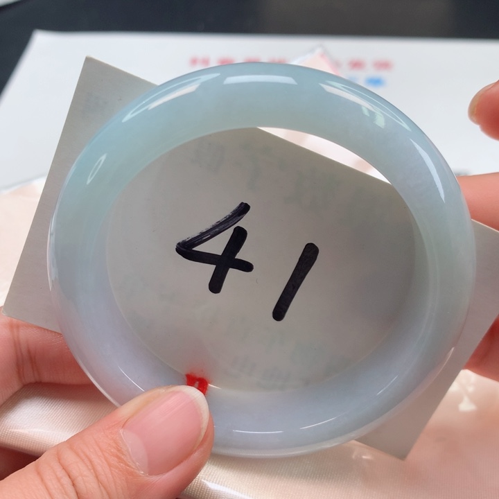 翡翠手镯未镶嵌正