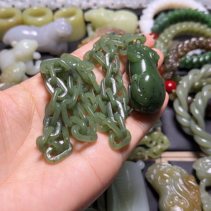 和田玉未镶嵌吊坠(不含链)勇**涯