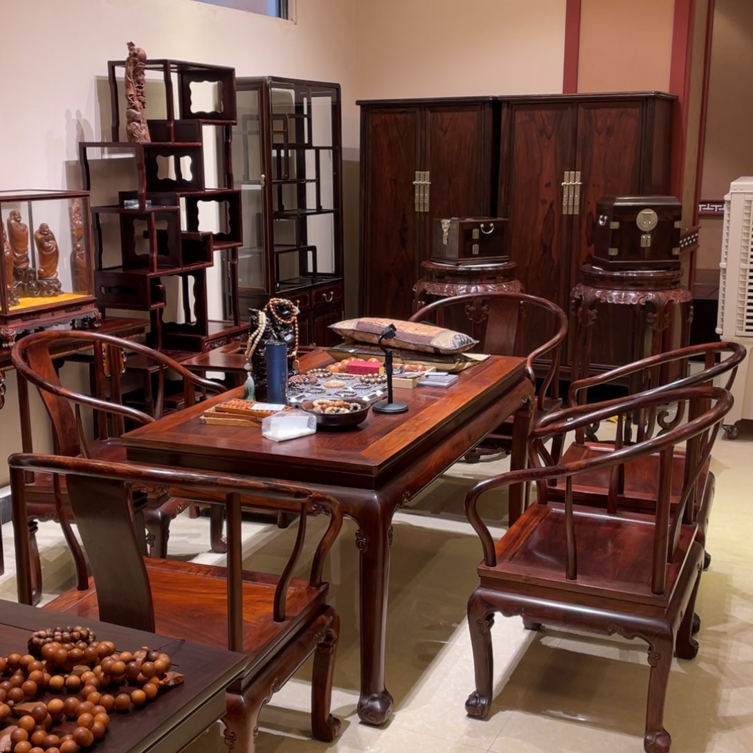 红酸枝木类成套家具