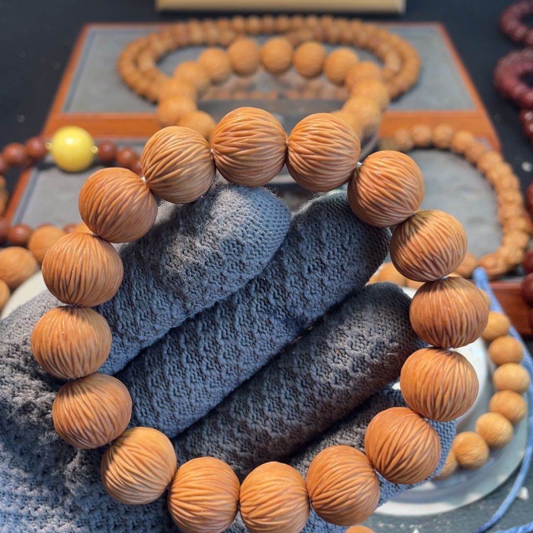 猴头核桃手串B****a金丝16