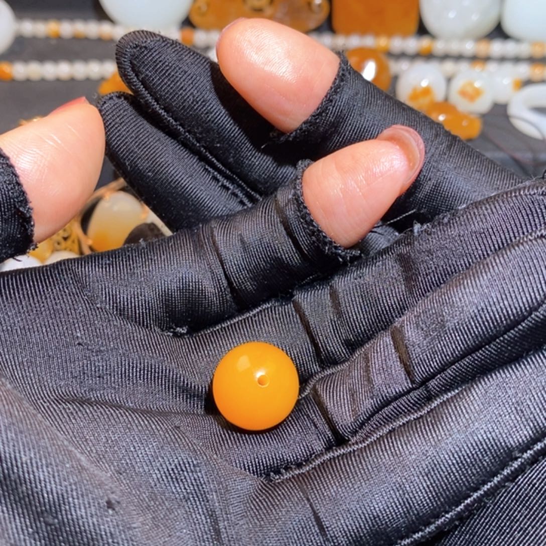 觉***知和田玉未镶嵌手链