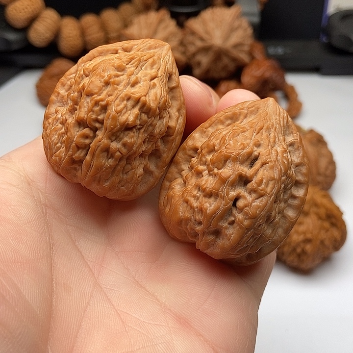 文玩核桃把件金钱豹