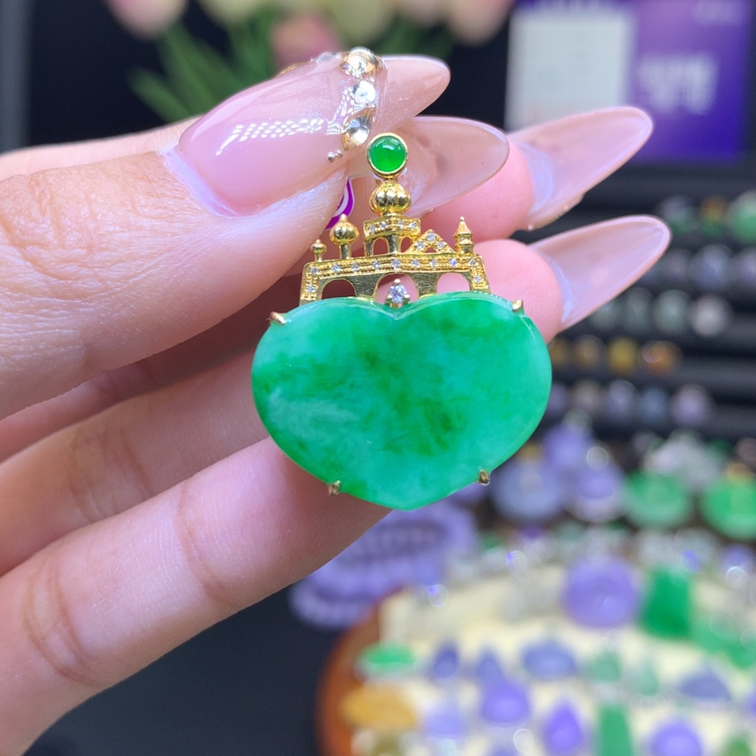 翡翠颈饰18K金镶嵌天然