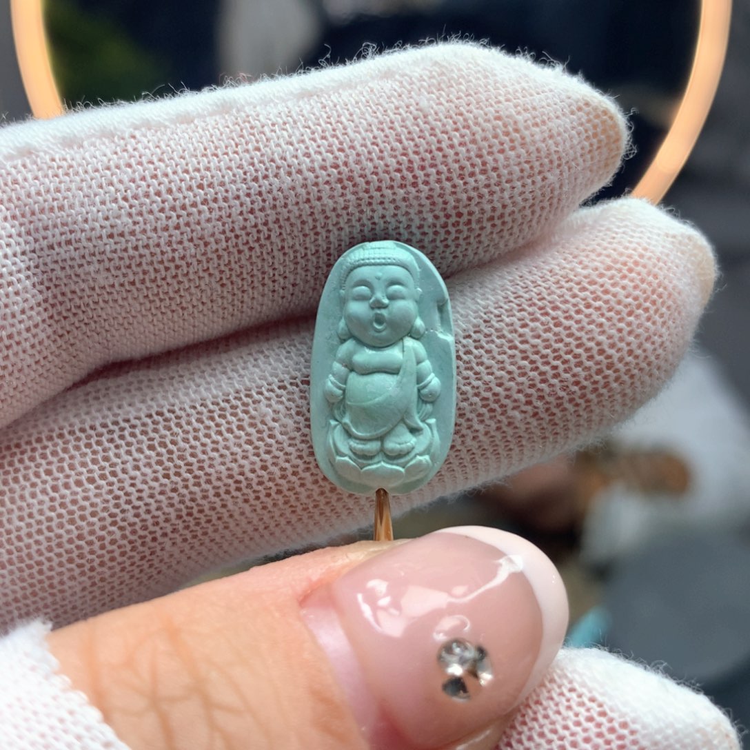 绿松石未镶嵌挂件