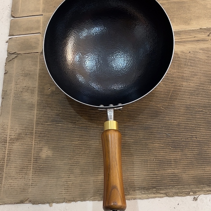 熟铁26小园底微瑕特价不退不换