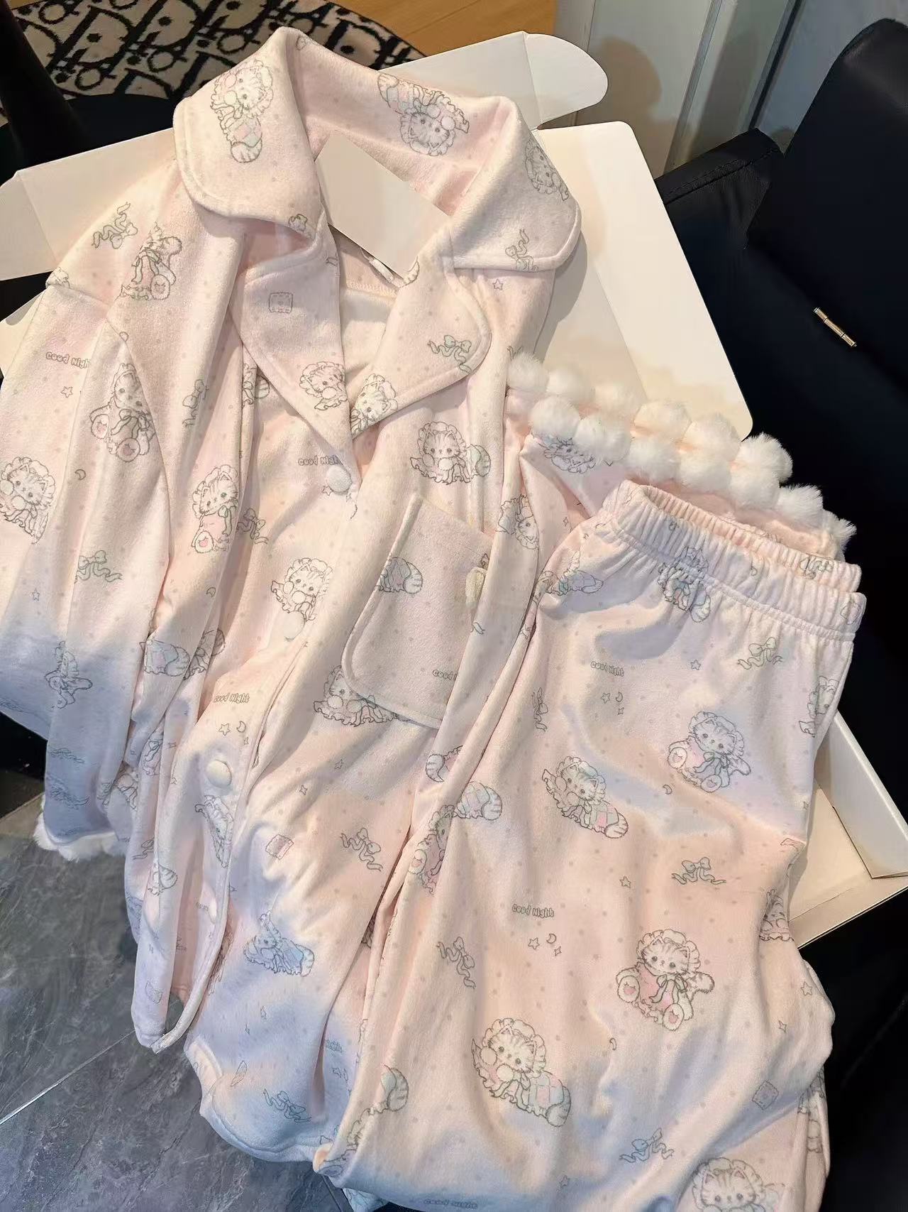 冬季海岛绒睡衣女加绒加厚可爱卡通秋冬天外穿家居服套装