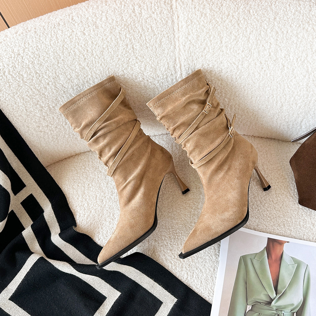 时装靴长靴尖头中筒法式高跟高筒瘦瘦靴女靴时尚百搭