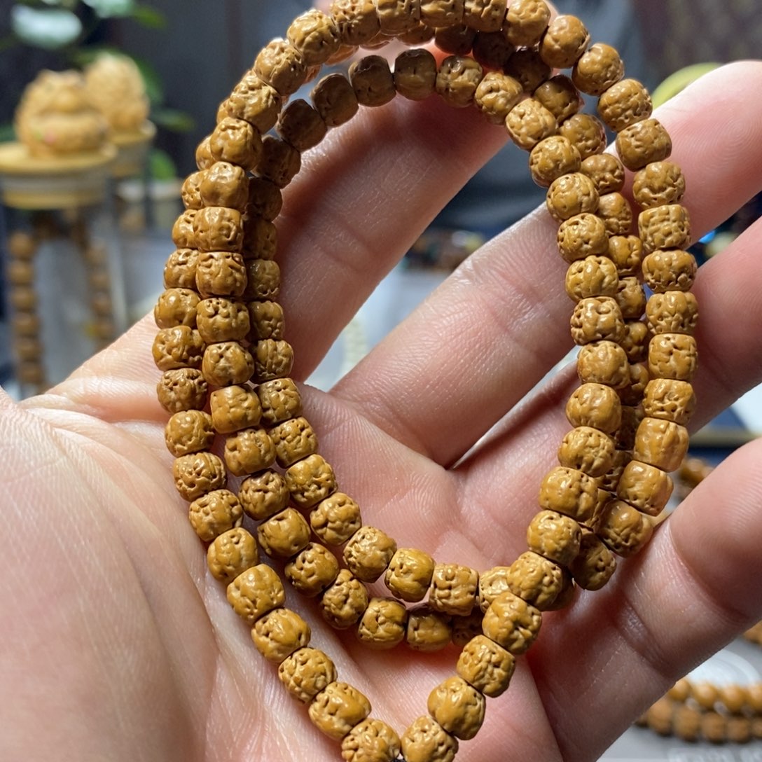 星月菩提手串龙切五爪佛手