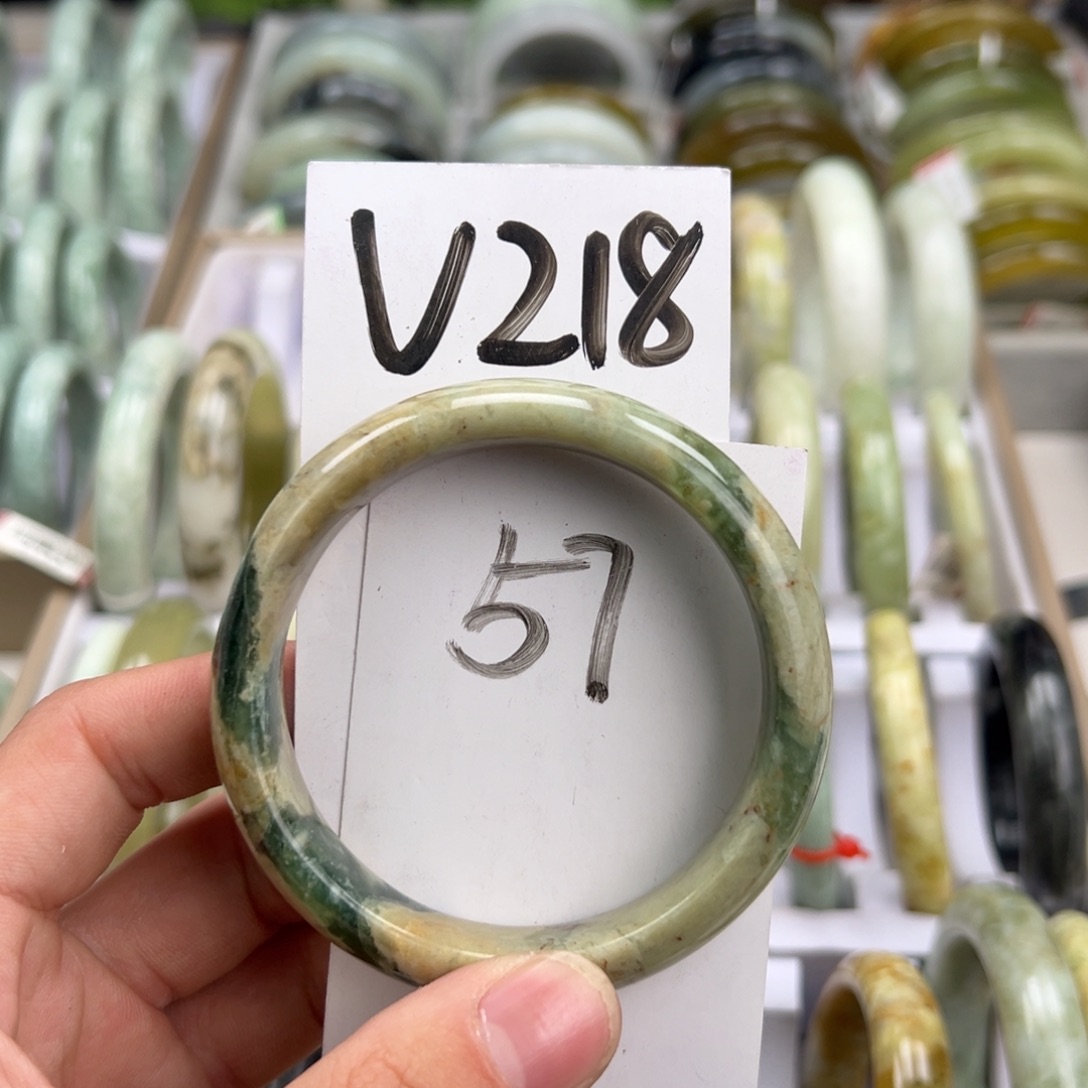 岫玉手镯未镶嵌天然岫玉微瑕