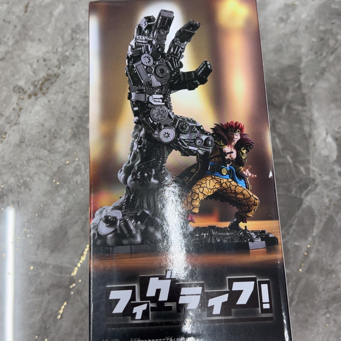 磁铁手基德景品手办