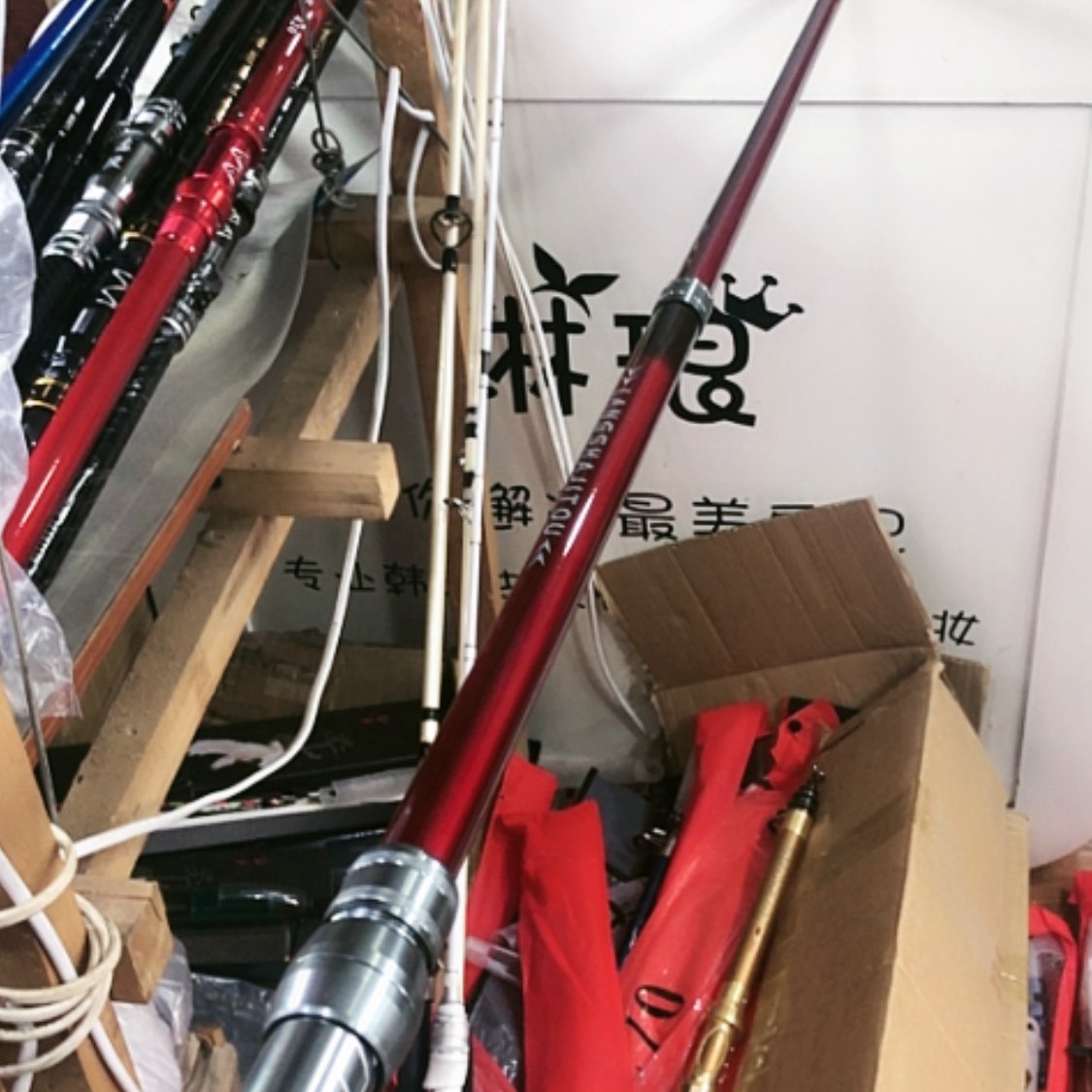 【闪购商品】3.6红色一个