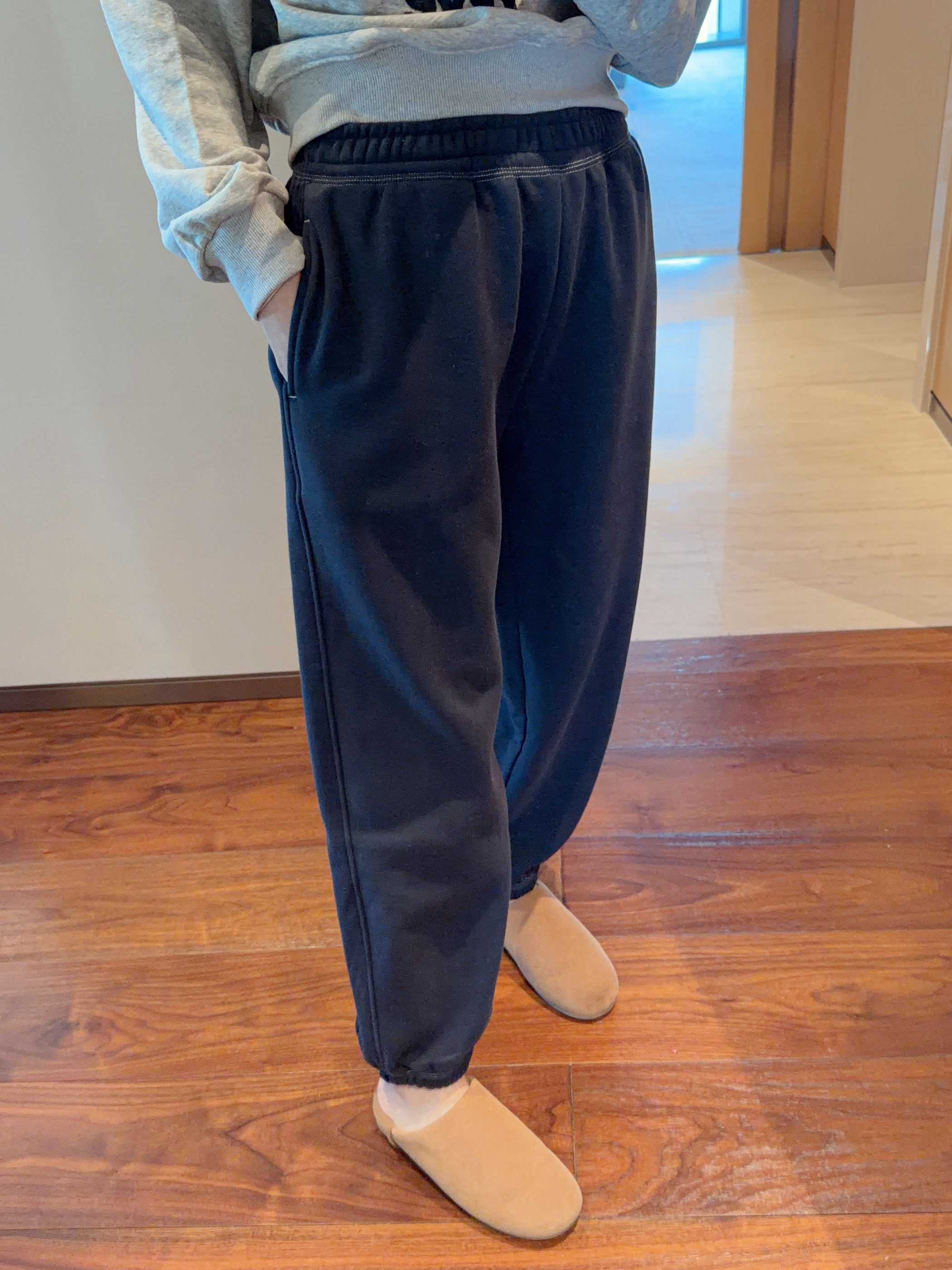 【张静芝】韩国新品~经典简约百搭厚实加绒藏蓝色松紧腰休闲裤