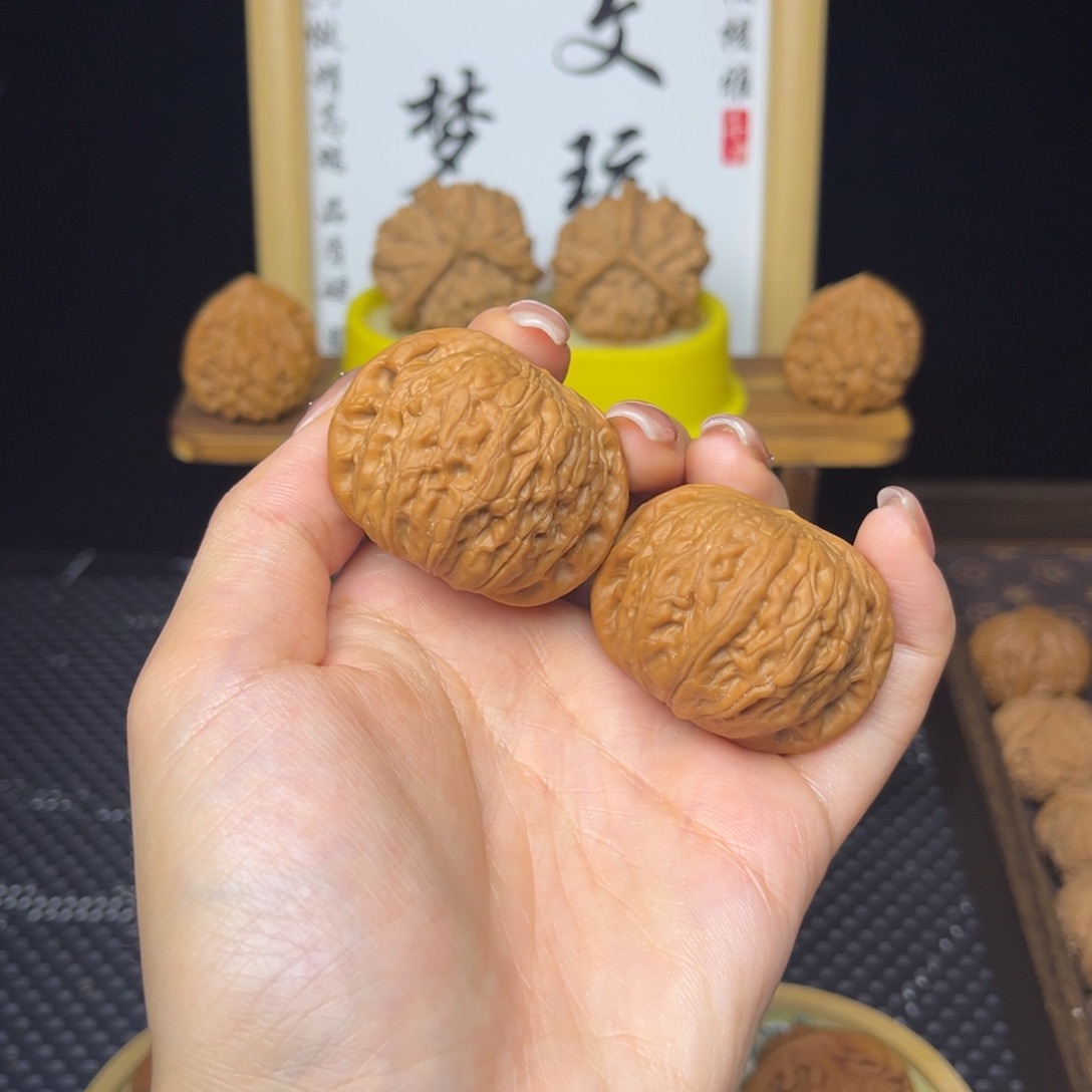 迷***糊文玩核桃吊坠铁锤41➕打底微微修