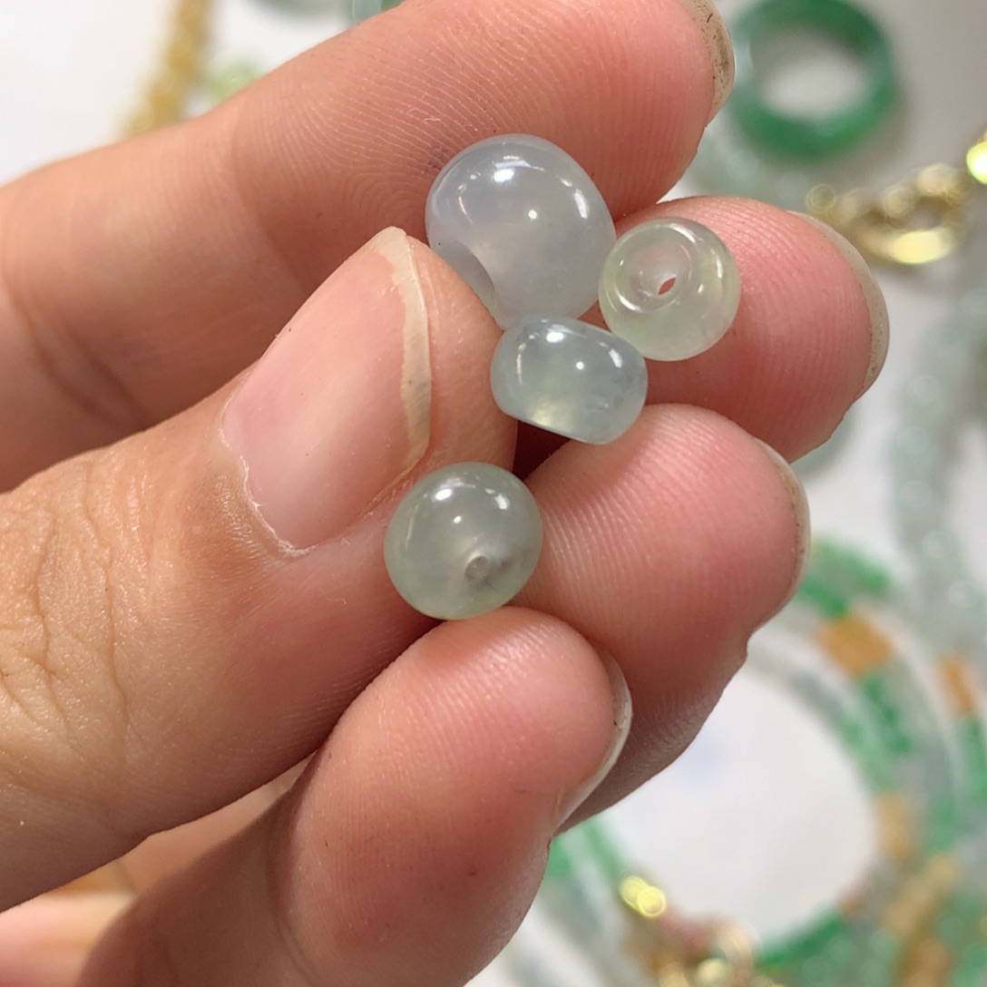 定制翡翠未镶嵌定制