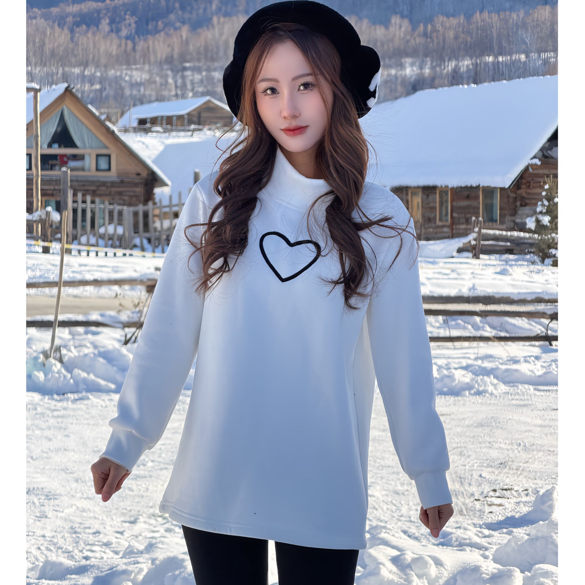 思思小个子【冬季新款百搭中长款高领爱心刺绣加绒卫衣打底】25F789