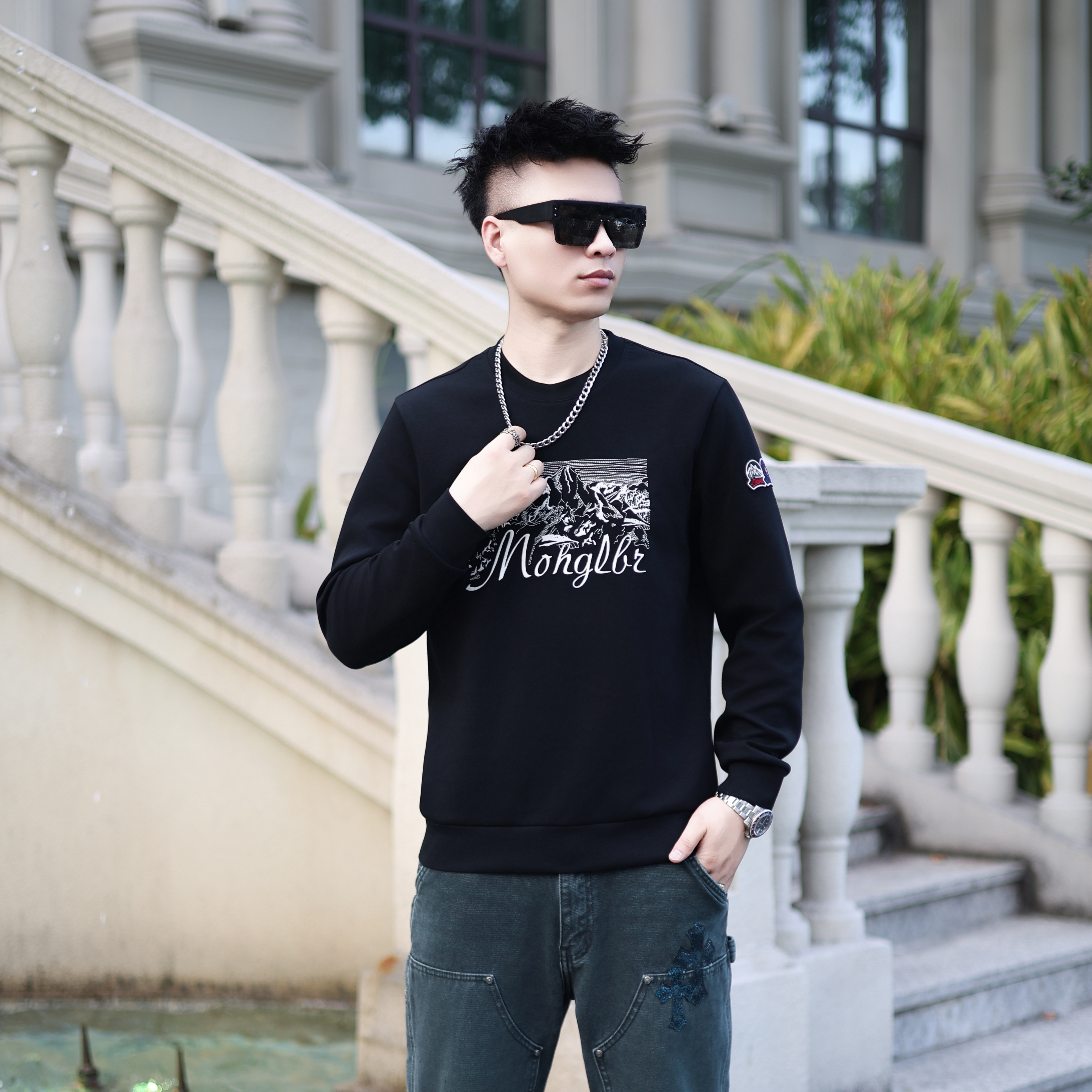 MOHGLBR经典刺绣休闲微宽松匹马棉重磅卫衣