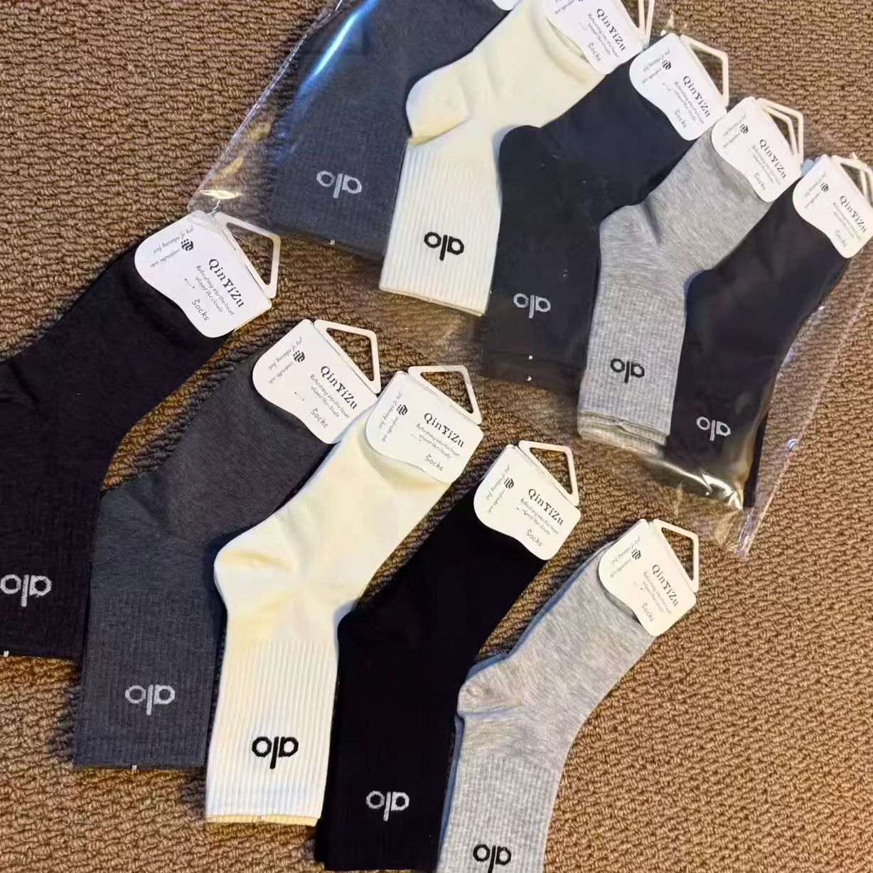 【天天Thanks】宠粉专属女款秋冬堆堆袜加厚保暖舒适百搭潮流袜子