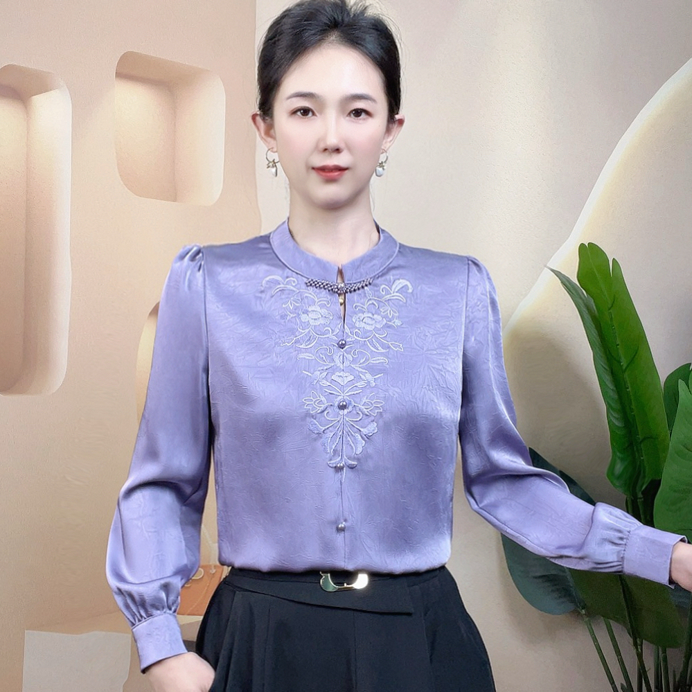 长袖衬衫女秋季新款盘扣刺绣设计感纯色上衣时尚洋气百搭衬衫女