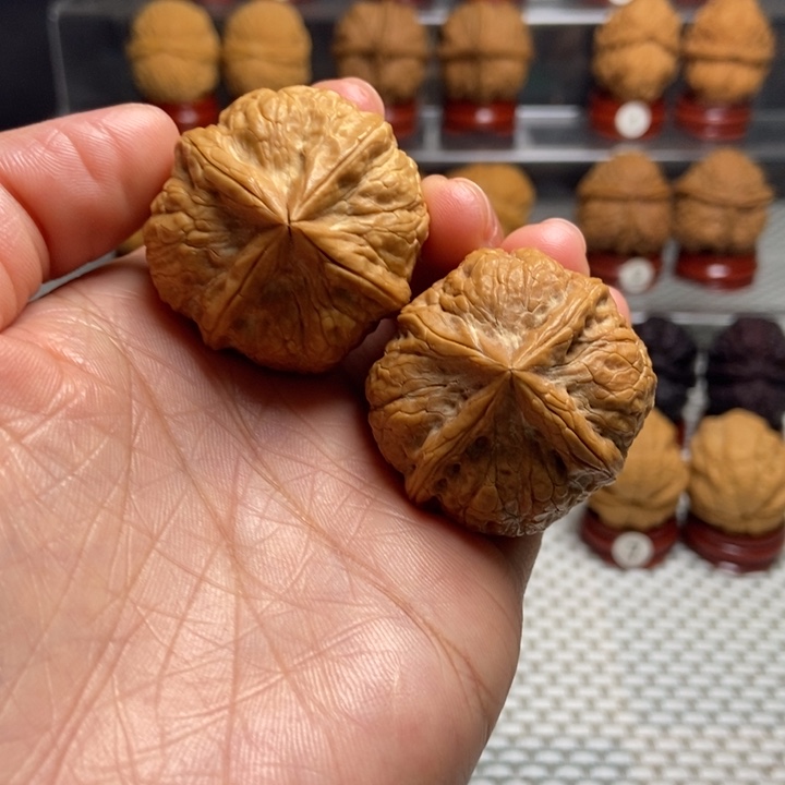 文玩核桃把件55御宝四棱