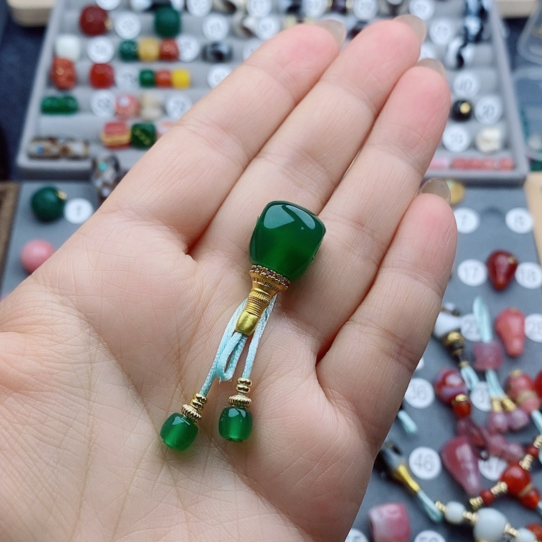 玛瑙/玉髓饰品未镶嵌