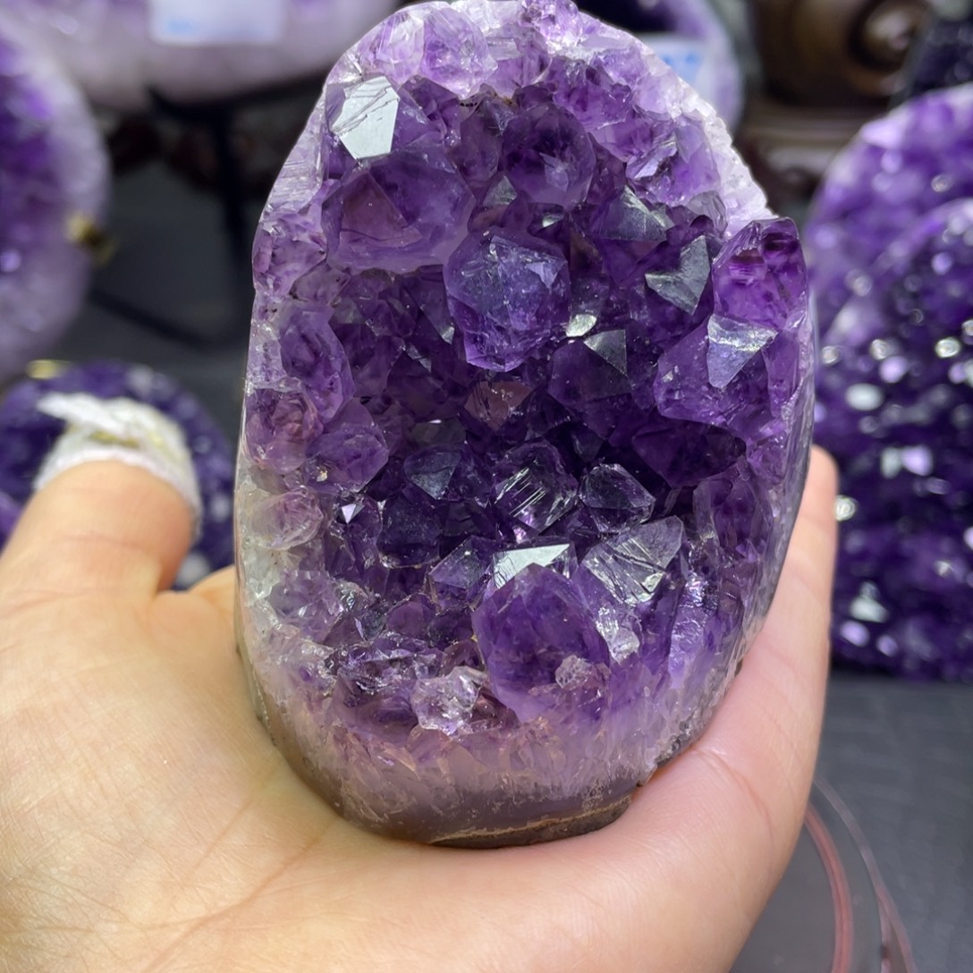 未镶嵌紫晶大型摆件（非配饰）