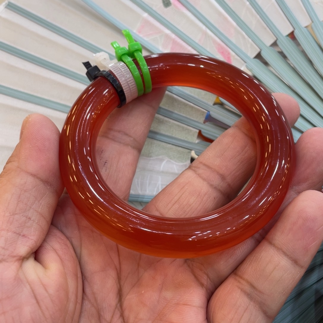 玛瑙/玉髓手镯未镶嵌2*